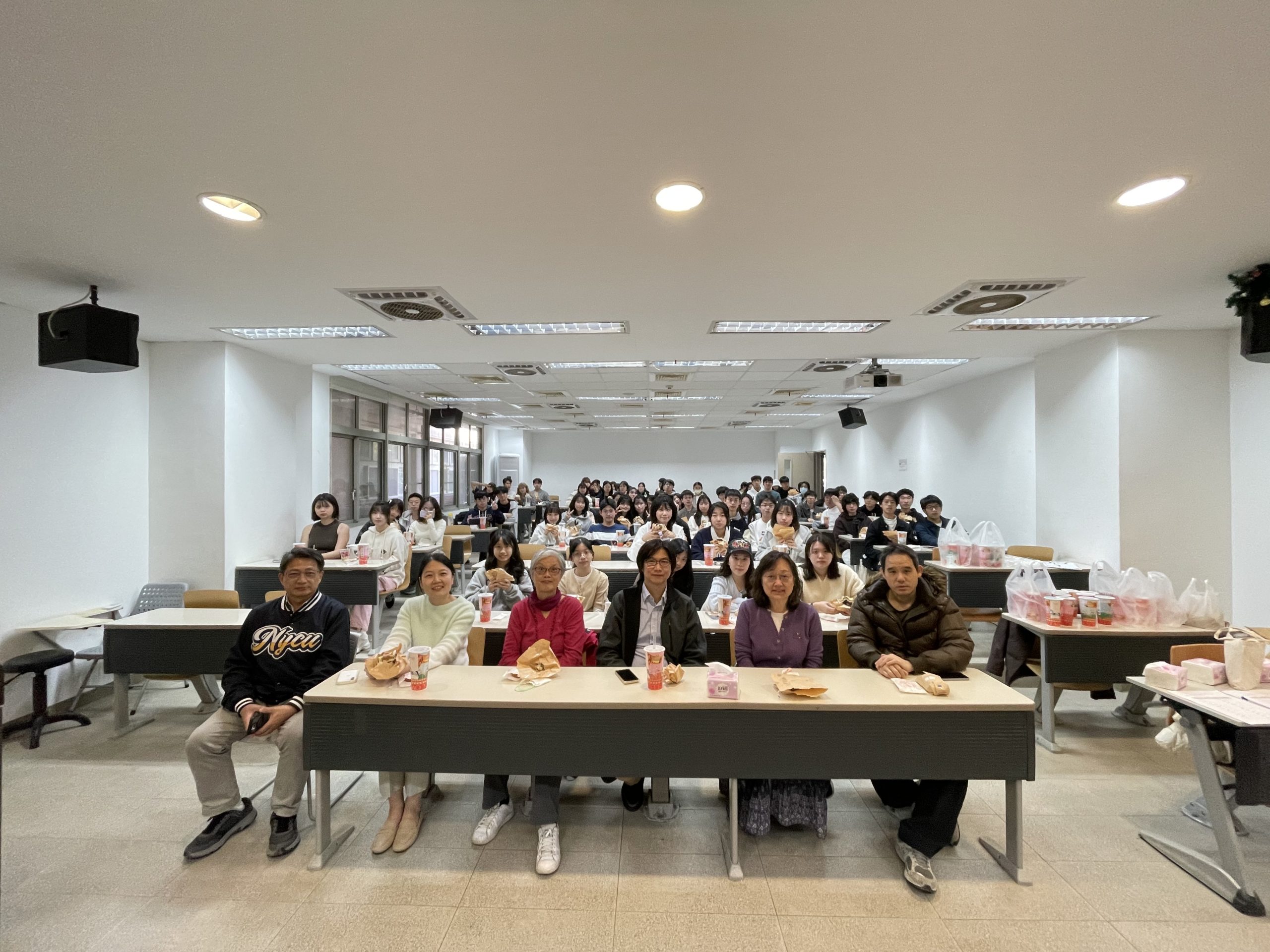 114學年度第2學期大一共學導生交流會